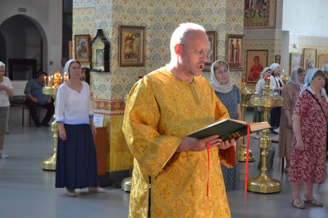 Святых первоверховных апостолов Петра и Павла. 12.07.2025