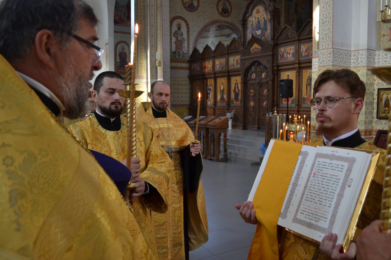 Святых первоверховных апостолов Петра и Павла. 12.07.2025