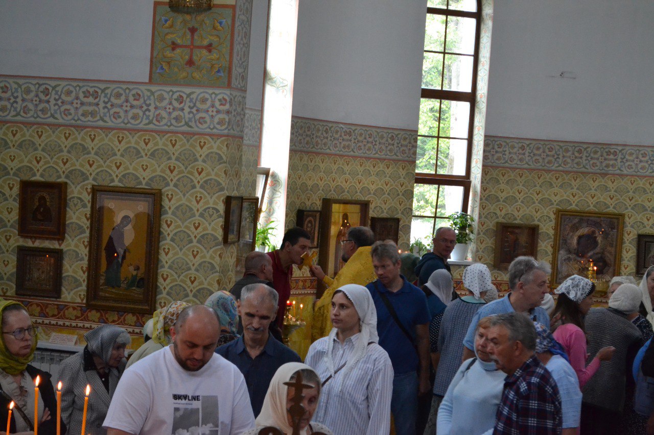 Неделя 9 по Пятидесятнице. Смоленской иконы Божией Матери. 10.08.2025