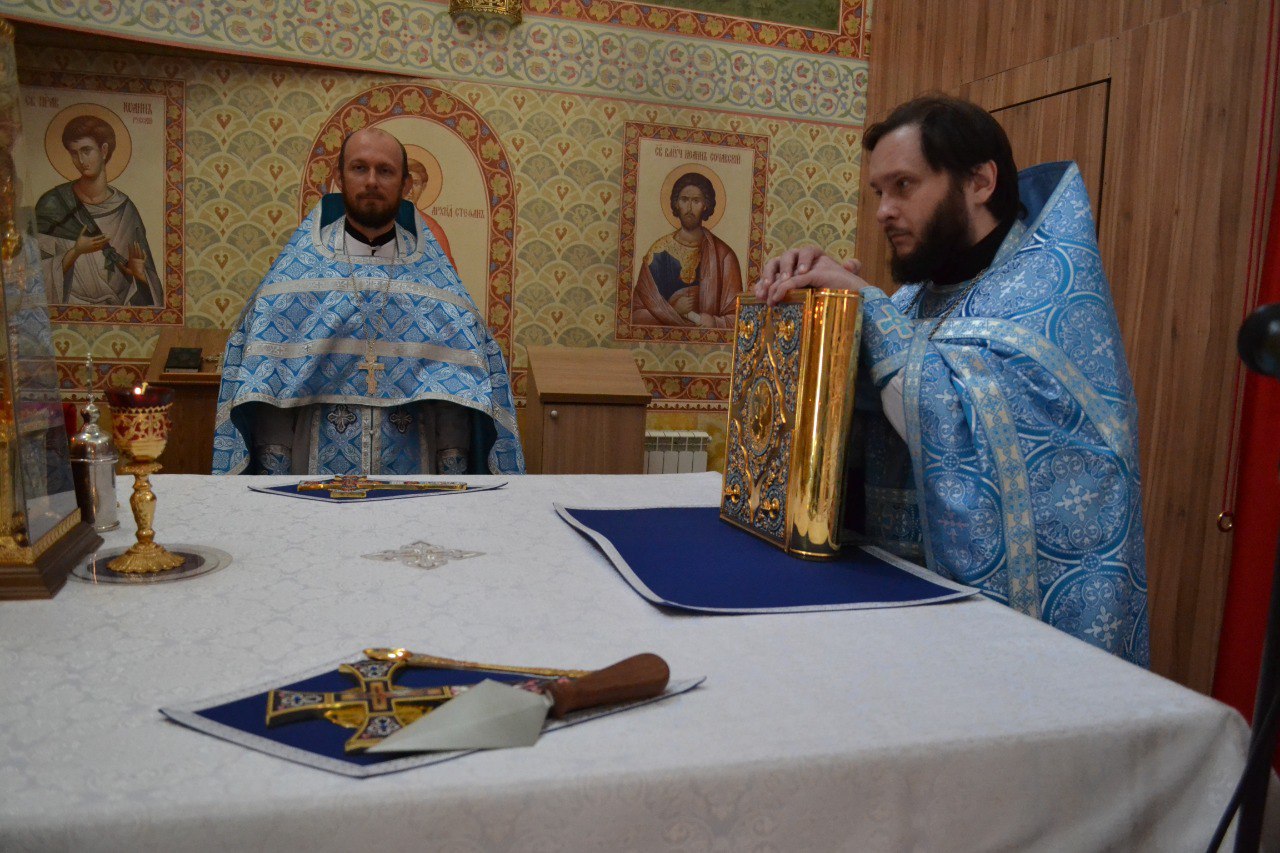 Неделя 11 по Пятидесятнице. Икона Божией Матери “Всецарица”. 31.08.2025