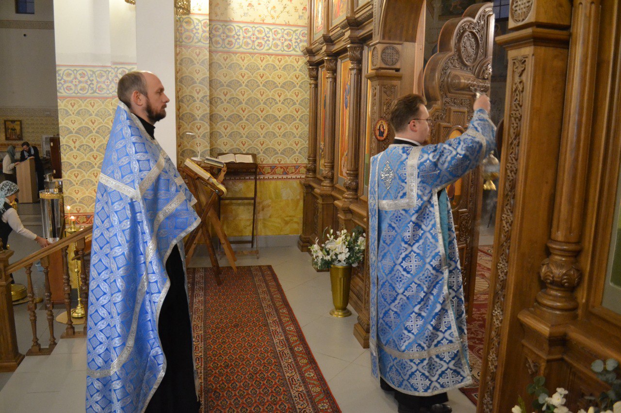 Казанской иконы Божией Матери. 04.11.2025