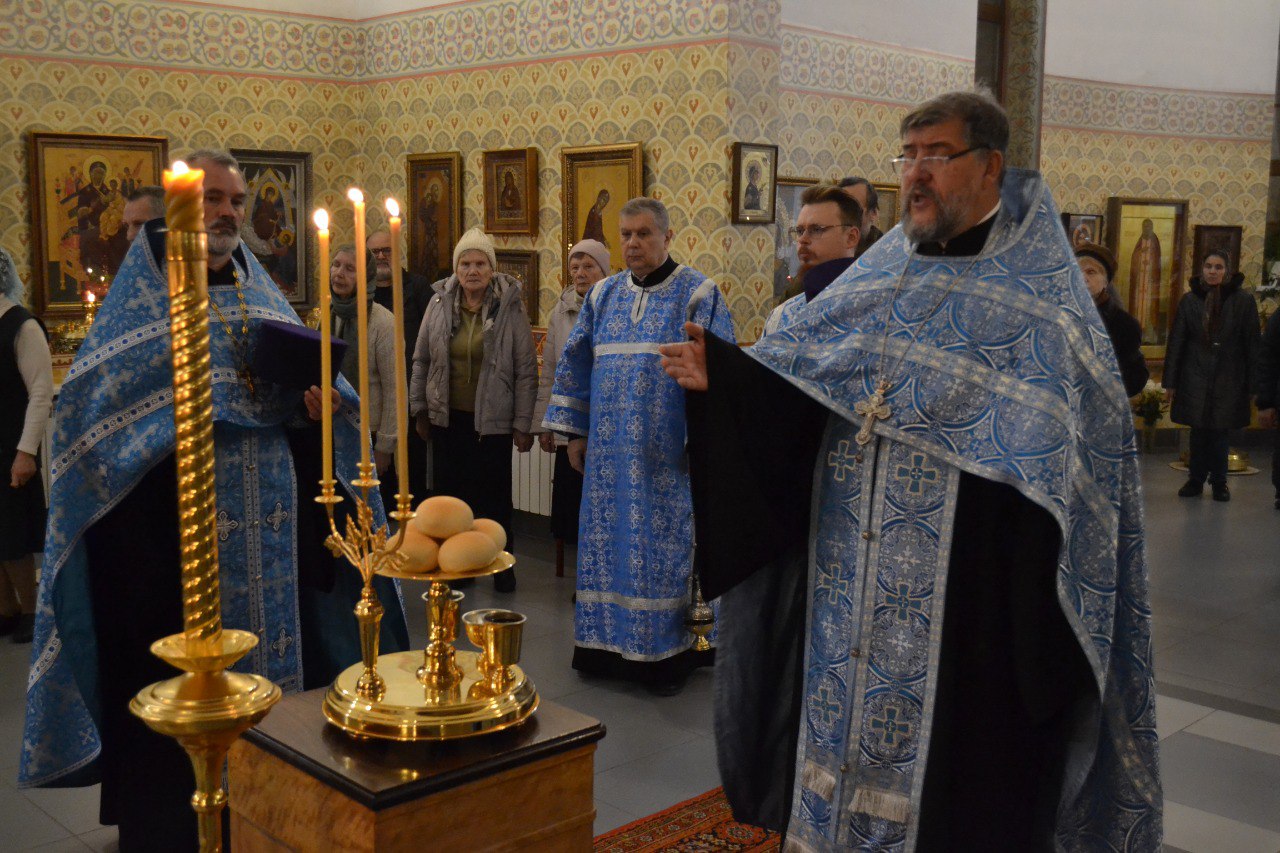 Казанской иконы Божией Матери. 04.11.2025