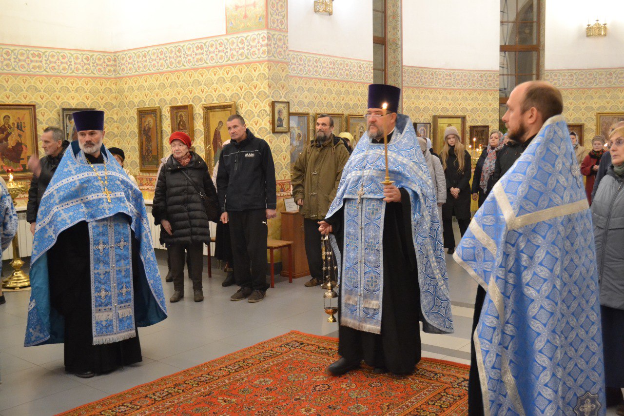 Казанской иконы Божией Матери. 04.11.2025