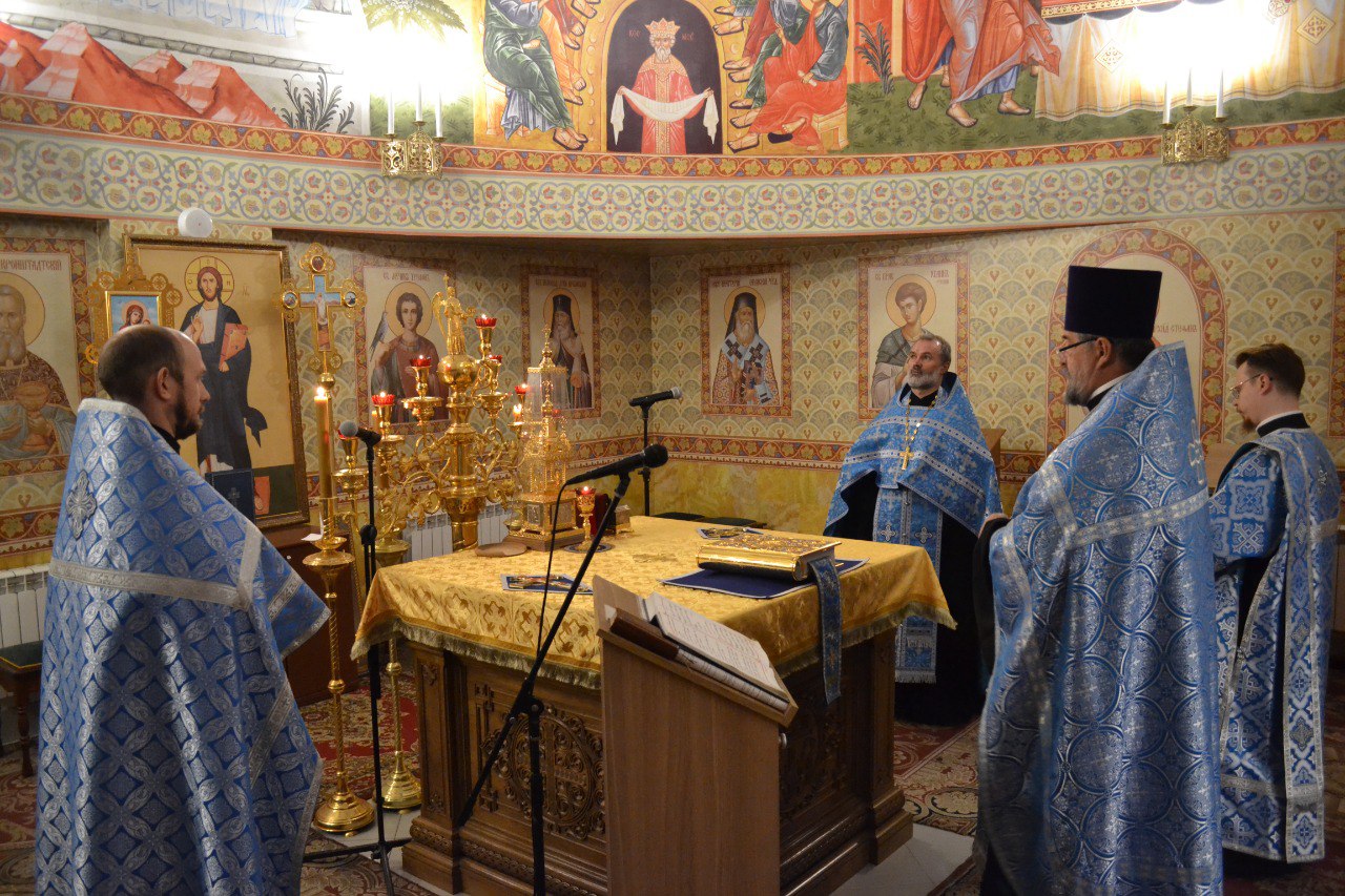 Казанской иконы Божией Матери. 04.11.2025