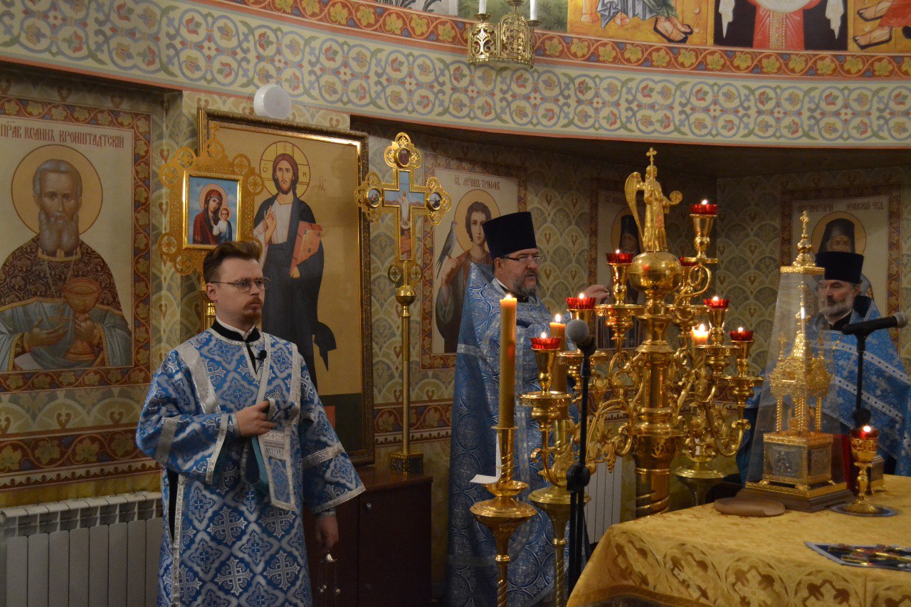 Казанской иконы Божией Матери. 04.11.2025