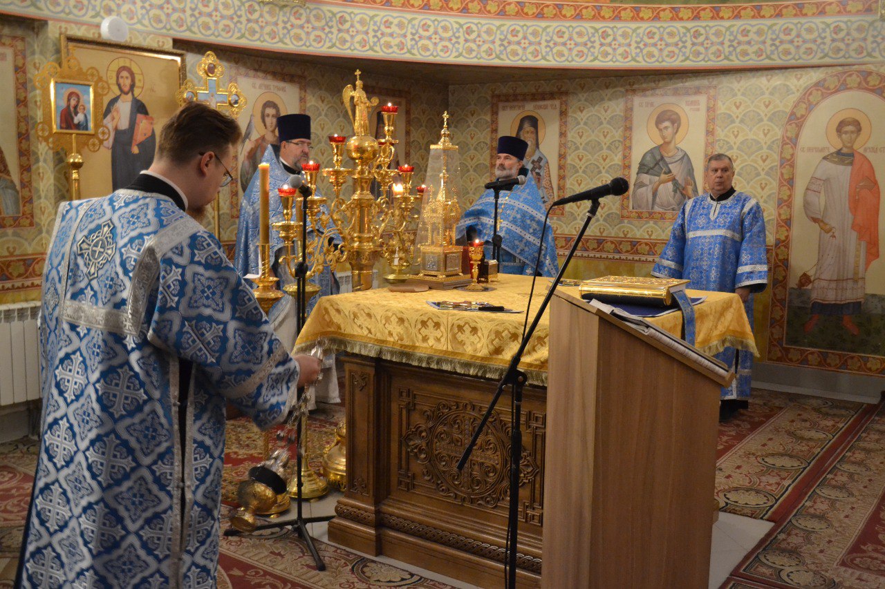 Казанской иконы Божией Матери. 04.11.2025