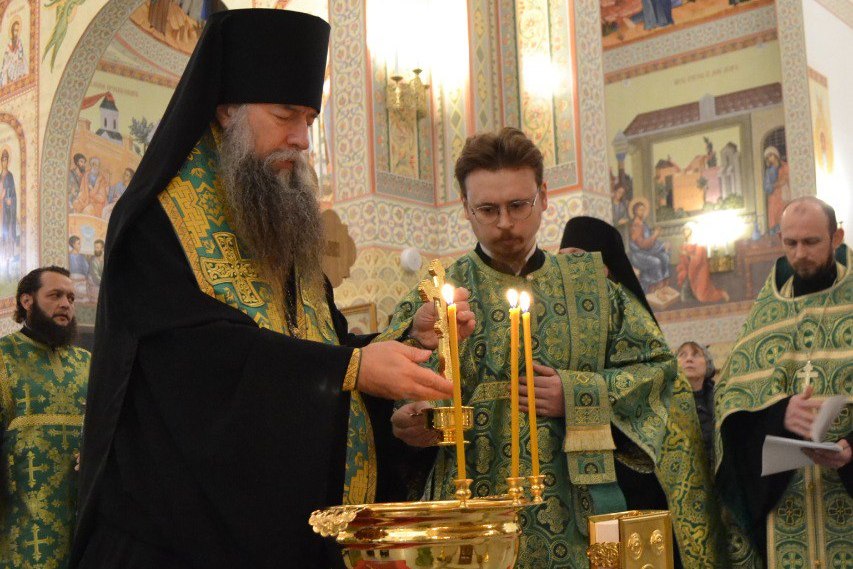 Освящение главного алтаря в честь преподобного Саввы Сторожевского. 15.12.2015