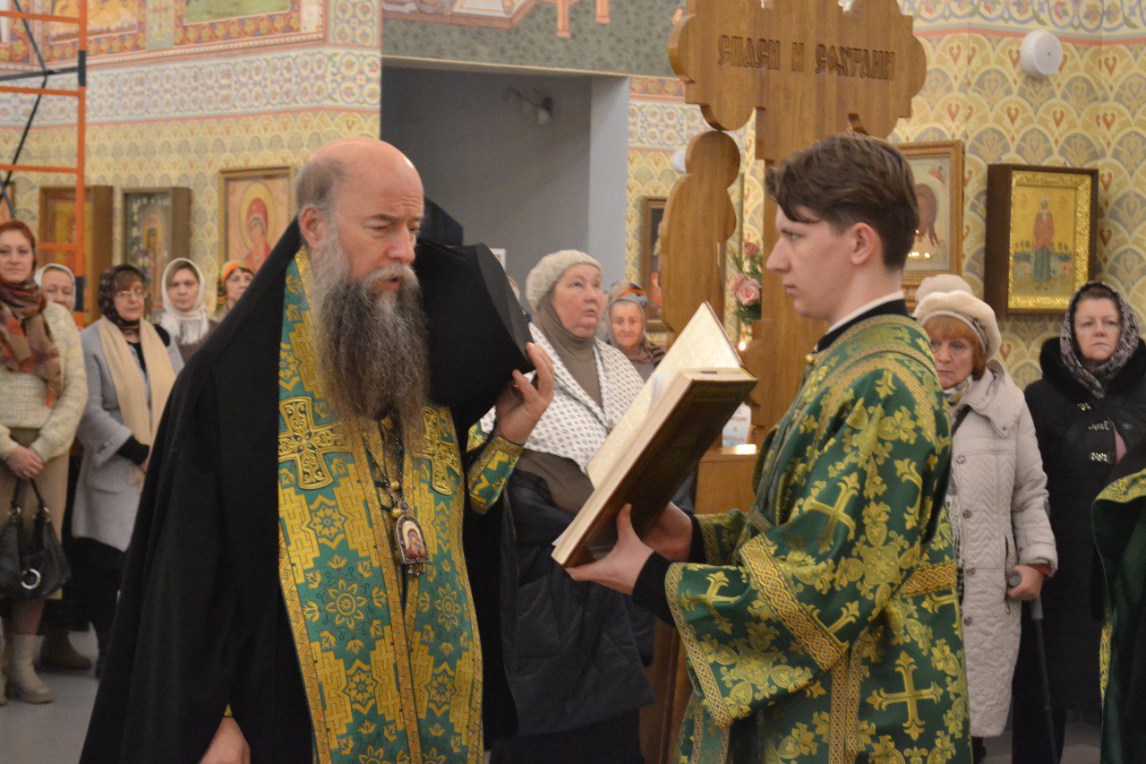 Освящение главного алтаря в честь преподобного Саввы Сторожевского. 15.12.2015