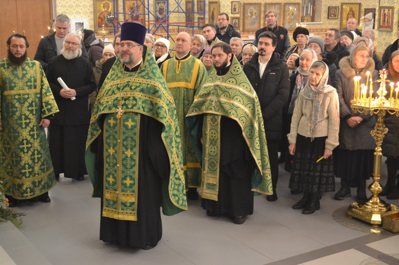 Освящение главного алтаря в честь преподобного Саввы Сторожевского. 15.12.2015