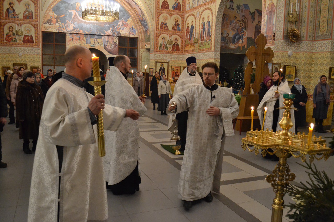 Неделя 31 по Пятидесятнице, по Рождестве Христовом, память праведных  Иосифа Обручника, Давида Царя,  Иакова, брата Господня. 11.01.2026