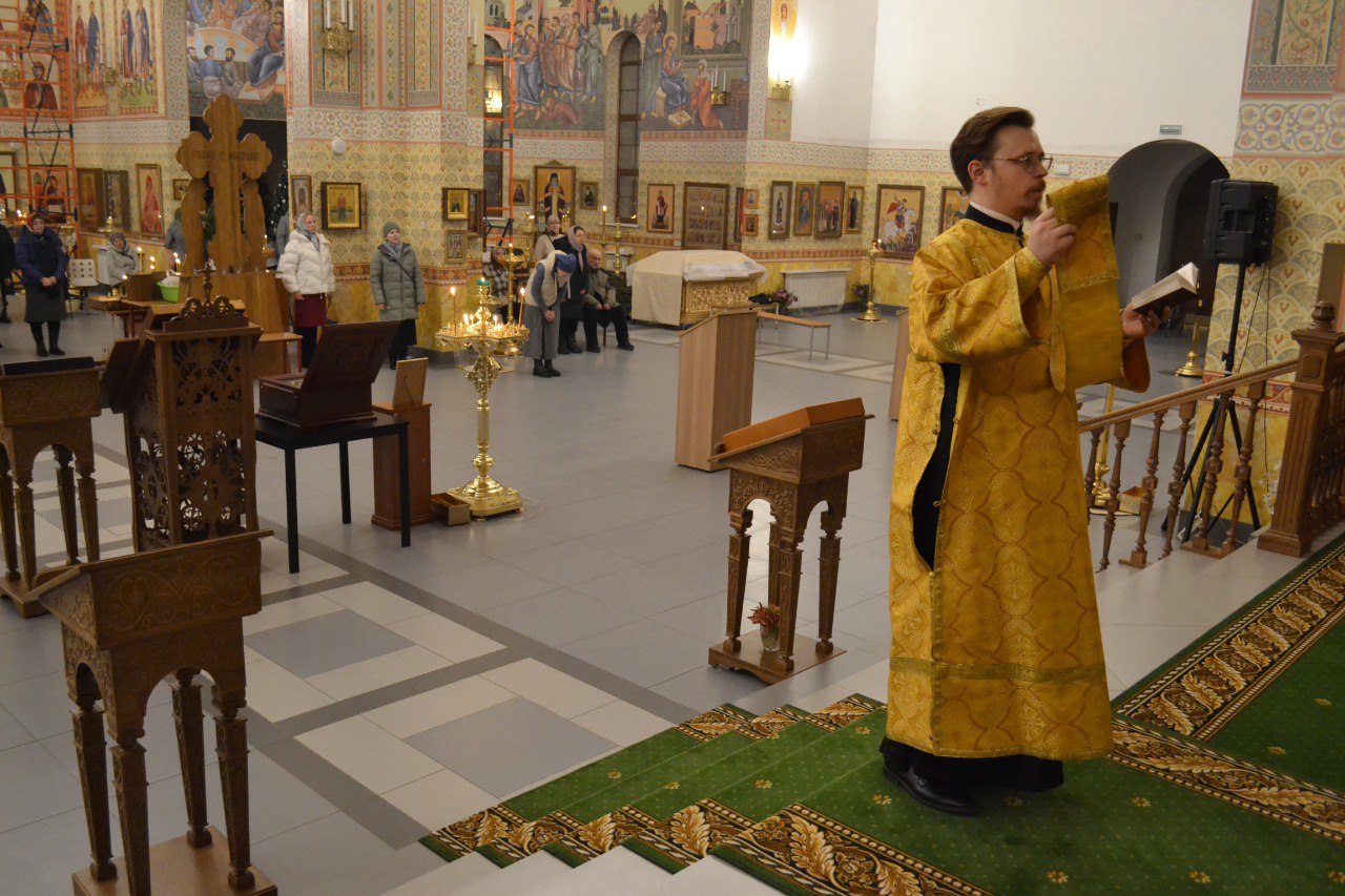 НЕДЕЛЯ 30 по ПЯТИДЕСЯТНИЦЕ, перед Рождеством Христовым, память вмц. Анастасии Узорешительницы. 04.01.2026