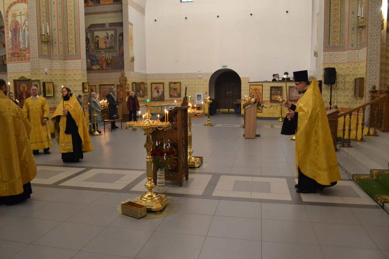 НЕДЕЛЯ СЫРОПУСТНАЯ. ВОСПОМИНАНИЕ АДАМОВА ИЗГНАНИЯ. ПРОЩЕНОЕ ВОСКРЕСЕНЬЕ. 22.02.2026