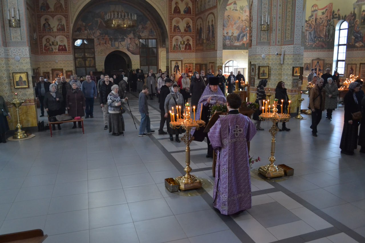 Неделя 3 Великого Поста, Крестопоклонная Державной иконы Божией Матери. 15.03.2026