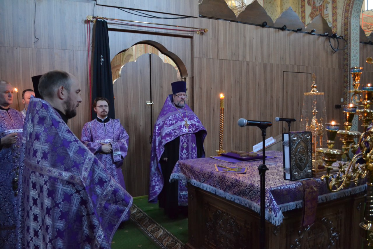 Неделя 3 Великого Поста, Крестопоклонная Державной иконы Божией Матери. 15.03.2026