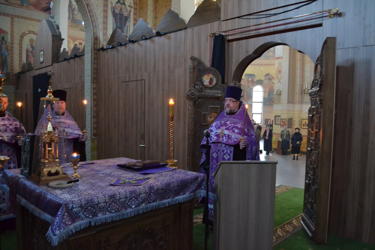 Неделя 3 Великого Поста, Крестопоклонная Державной иконы Божией Матери. 15.03.2026