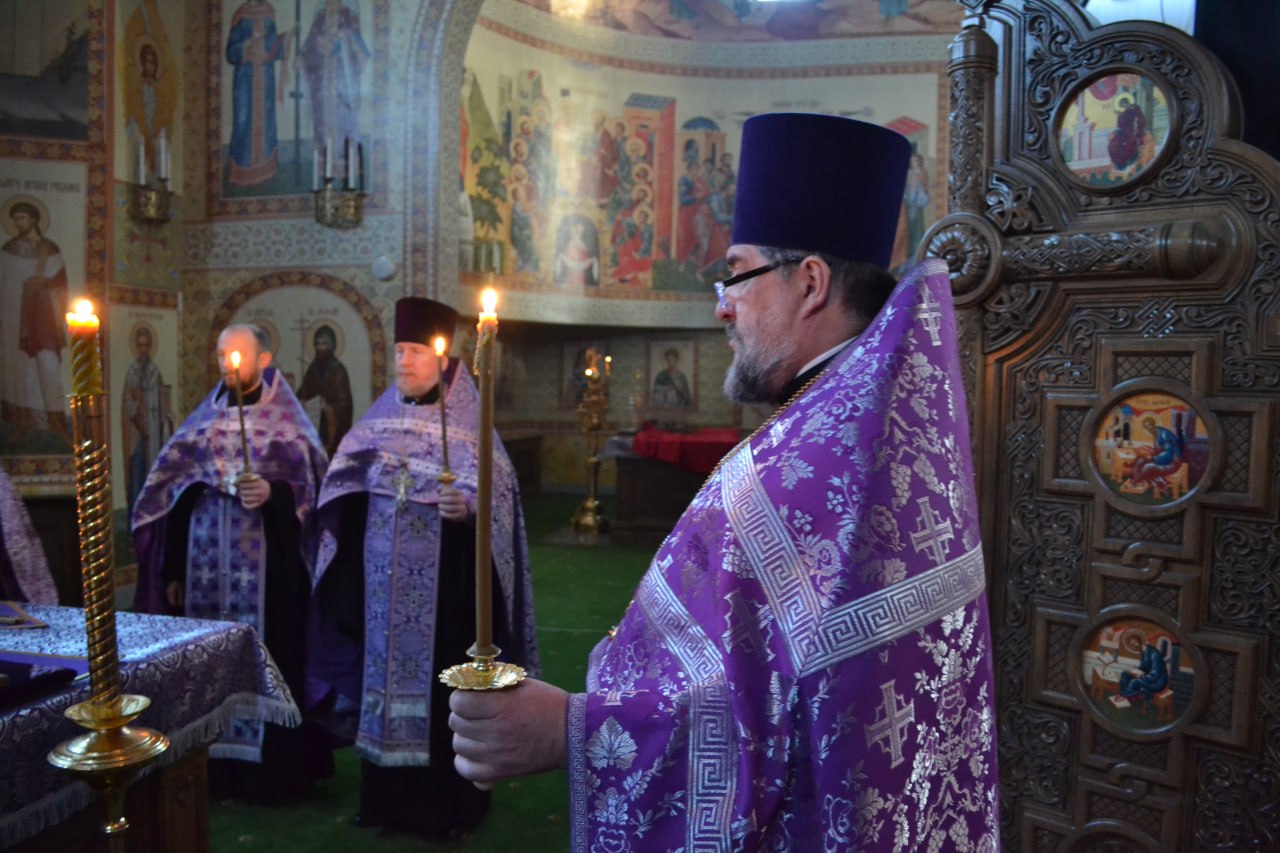 Неделя 3 Великого Поста, Крестопоклонная Державной иконы Божией Матери. 15.03.2026