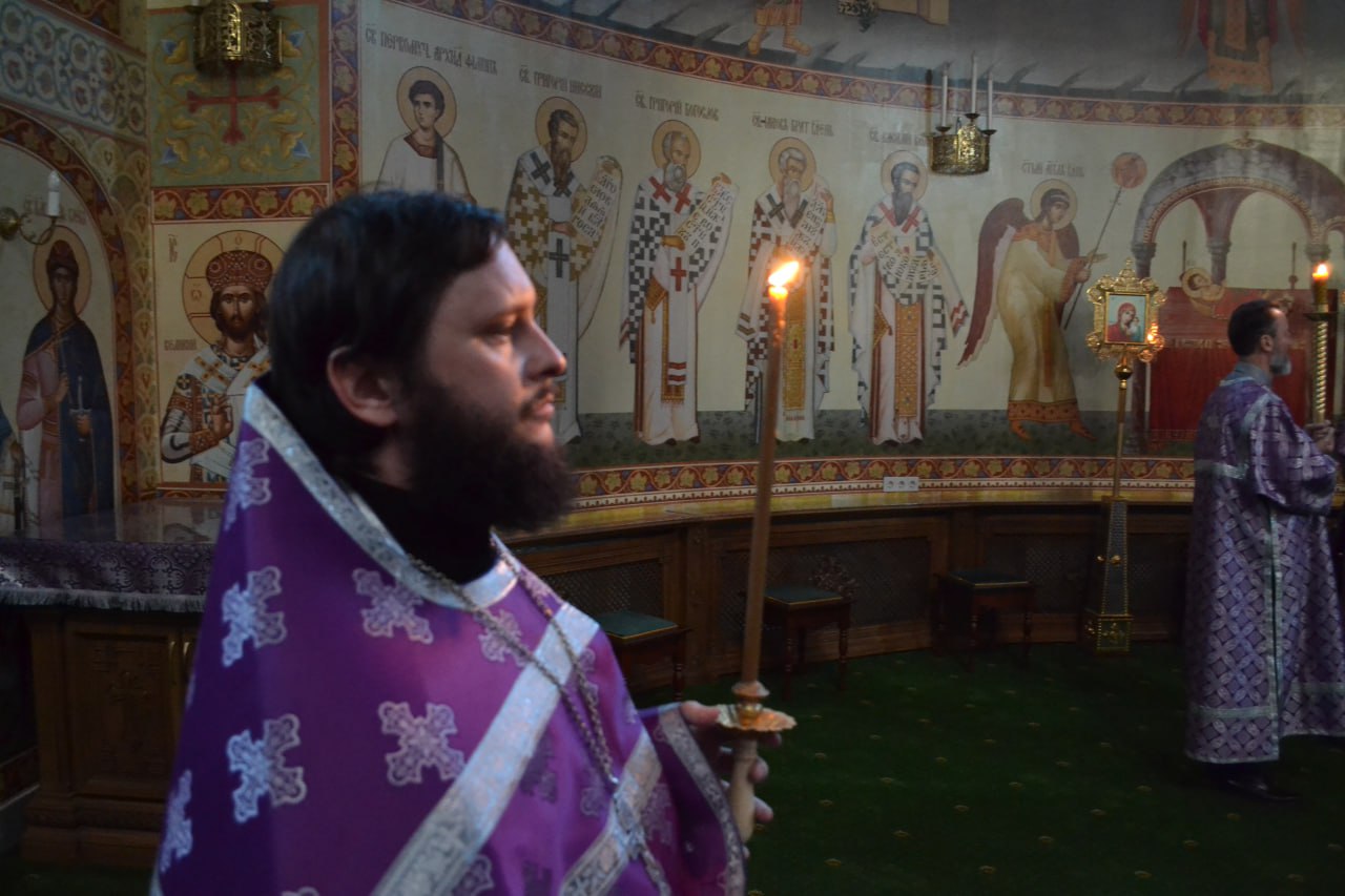 Неделя 3 Великого Поста, Крестопоклонная Державной иконы Божией Матери. 15.03.2026