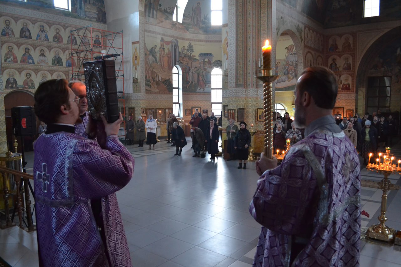 Неделя 3 Великого Поста, Крестопоклонная Державной иконы Божией Матери. 15.03.2026