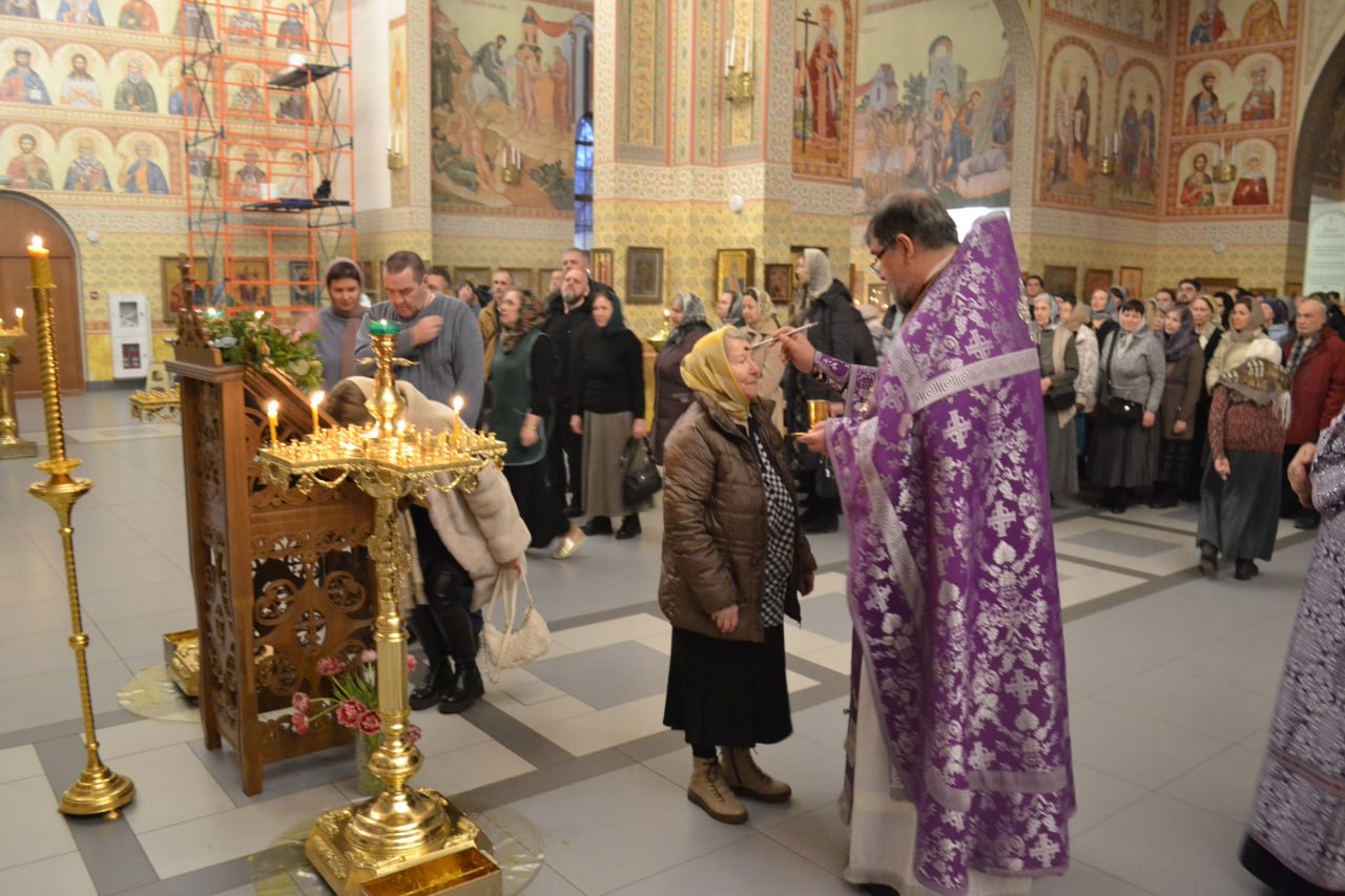 Неделя 3 Великого Поста, Крестопоклонная Державной иконы Божией Матери. 15.03.2026