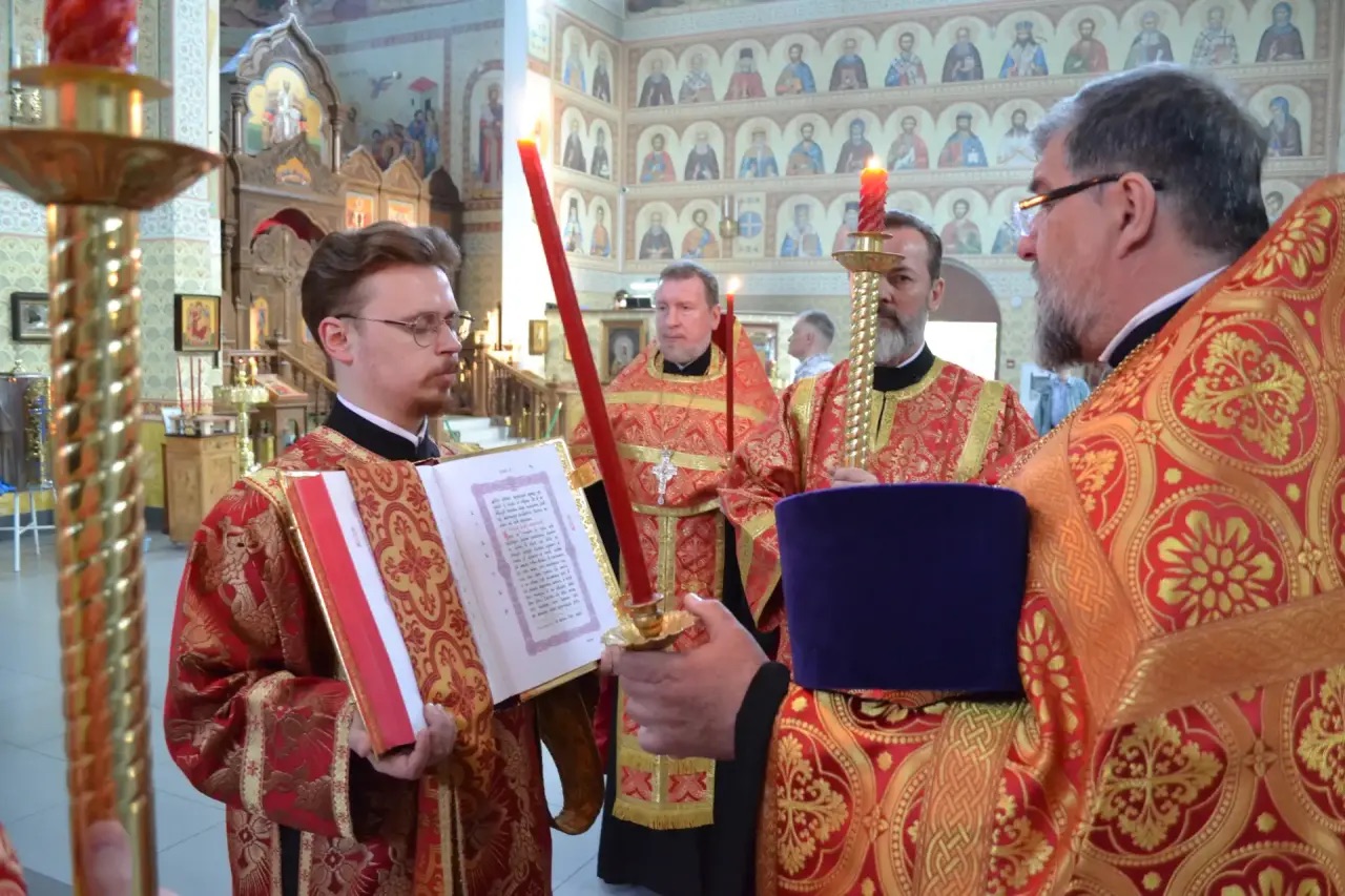 Неделя 6 по Пасхе, о слепом, мученицы Пелагии, девы Тарсийской. 17.05.2026