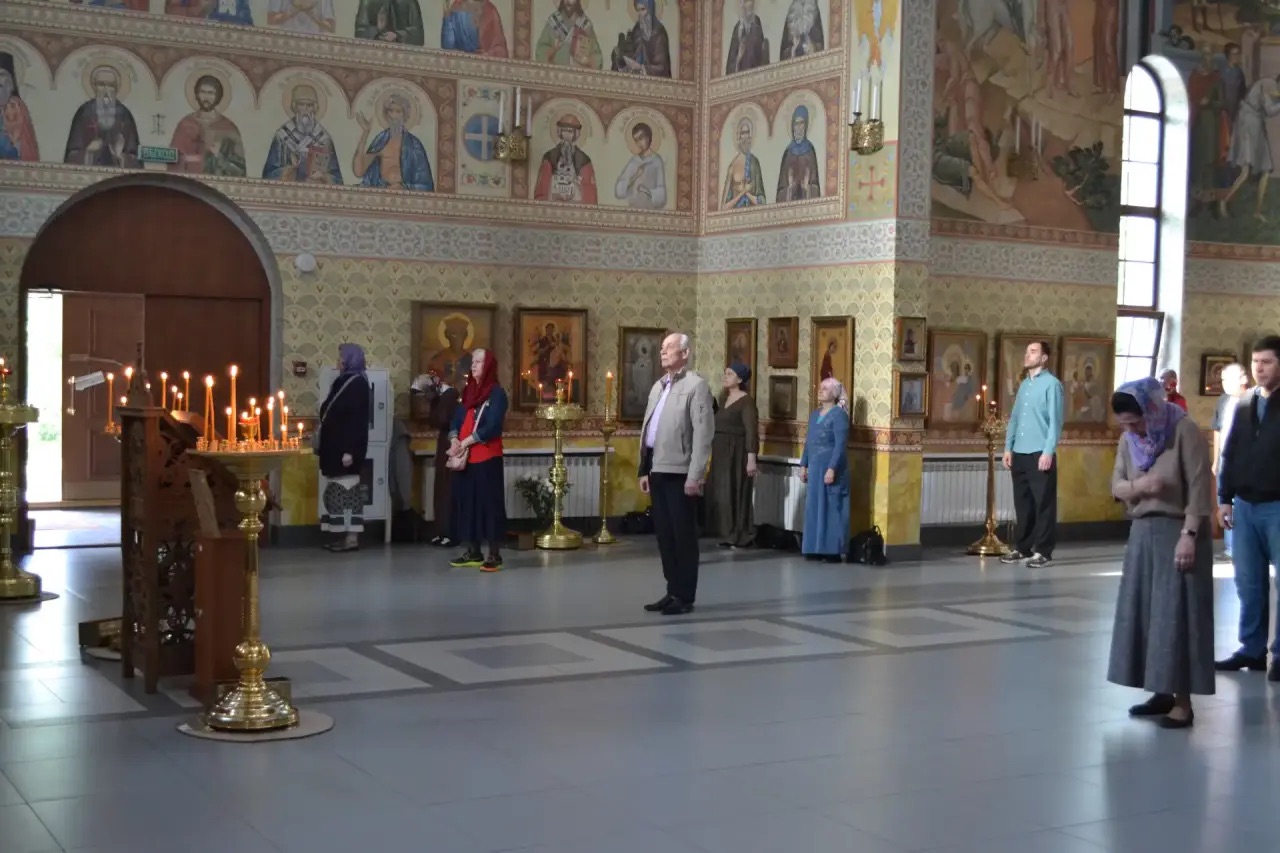 Неделя 6 по Пасхе, о слепом, мученицы Пелагии, девы Тарсийской. 17.05.2026