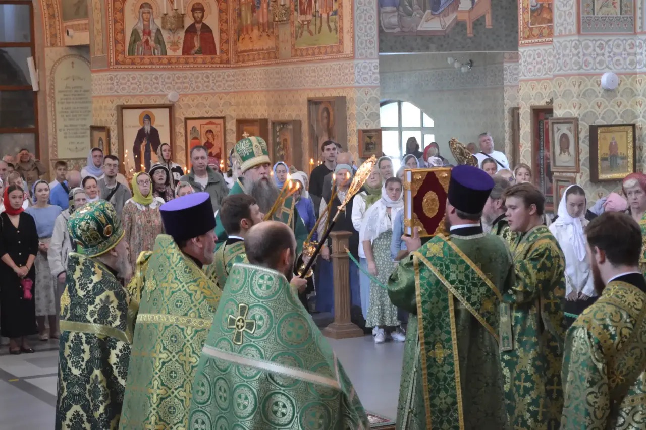 Неделя 12 по Пятидесятнице. Прп. Саввы Сторожевского. Престольный праздник. 23.08.2026