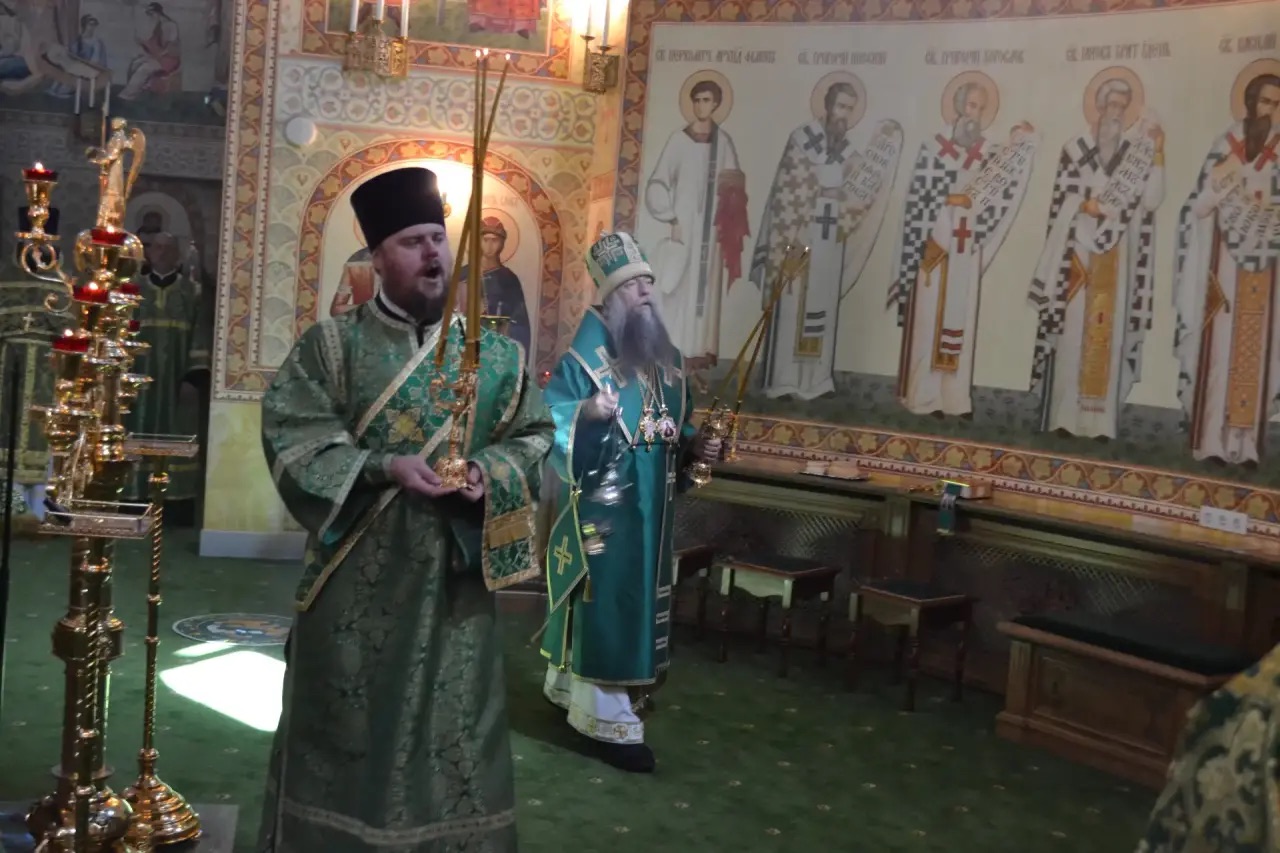 Неделя 12 по Пятидесятнице. Прп. Саввы Сторожевского. Престольный праздник. 23.08.2026