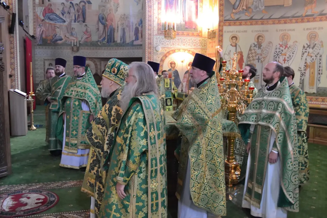 Неделя 12 по Пятидесятнице. Прп. Саввы Сторожевского. Престольный праздник. 23.08.2026