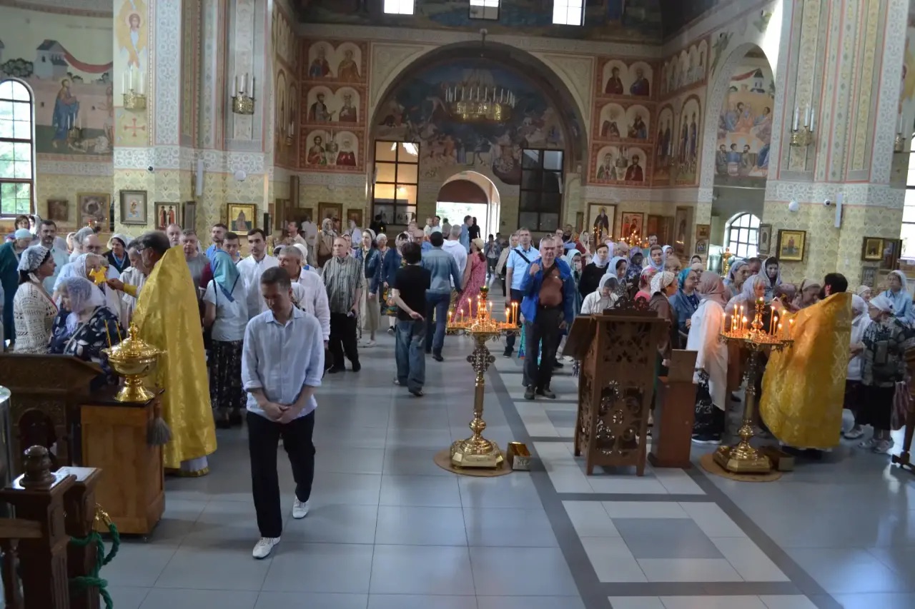 Неделя 10 по Пятидесятнице, память великомученика и целителя Пантелеимона. 09.08.2026