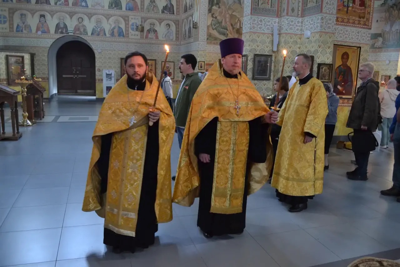 Неделя 14 по Пятидесятнице. Память святителя Петра митрополита Киевского, Московского и Всея Руси. 06.09.2026