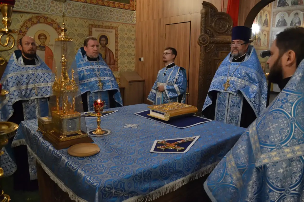Празднование иконы Божией Матери Всецарица. Престольный праздник. 31.08.2026