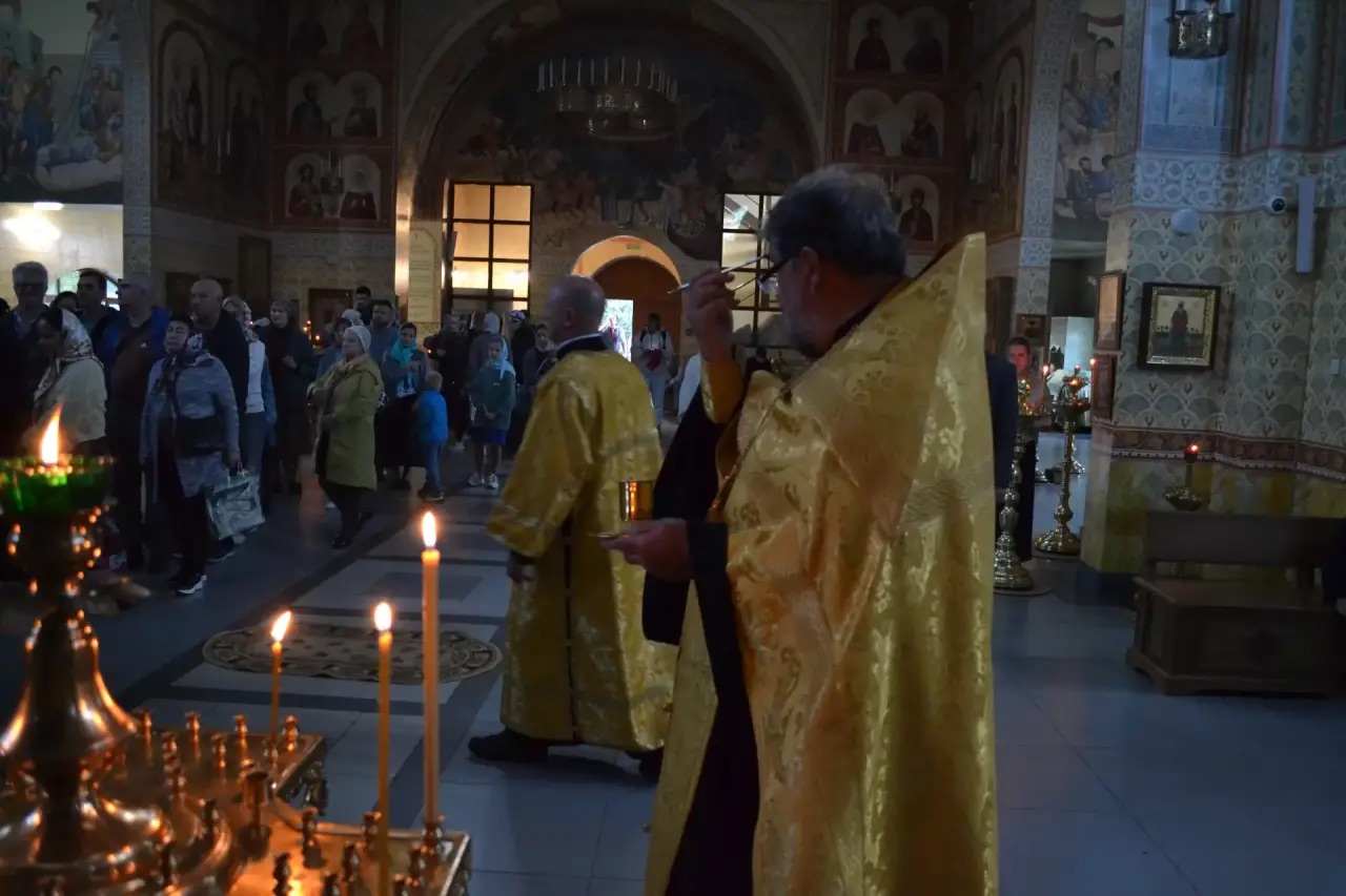 Неделя 14 по Пятидесятнице. Память святителя Петра митрополита Киевского, Московского и Всея Руси. 06.09.2026
