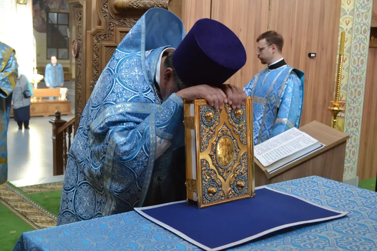 Празднование иконы Божией Матери Всецарица. Престольный праздник. 31.08.2026