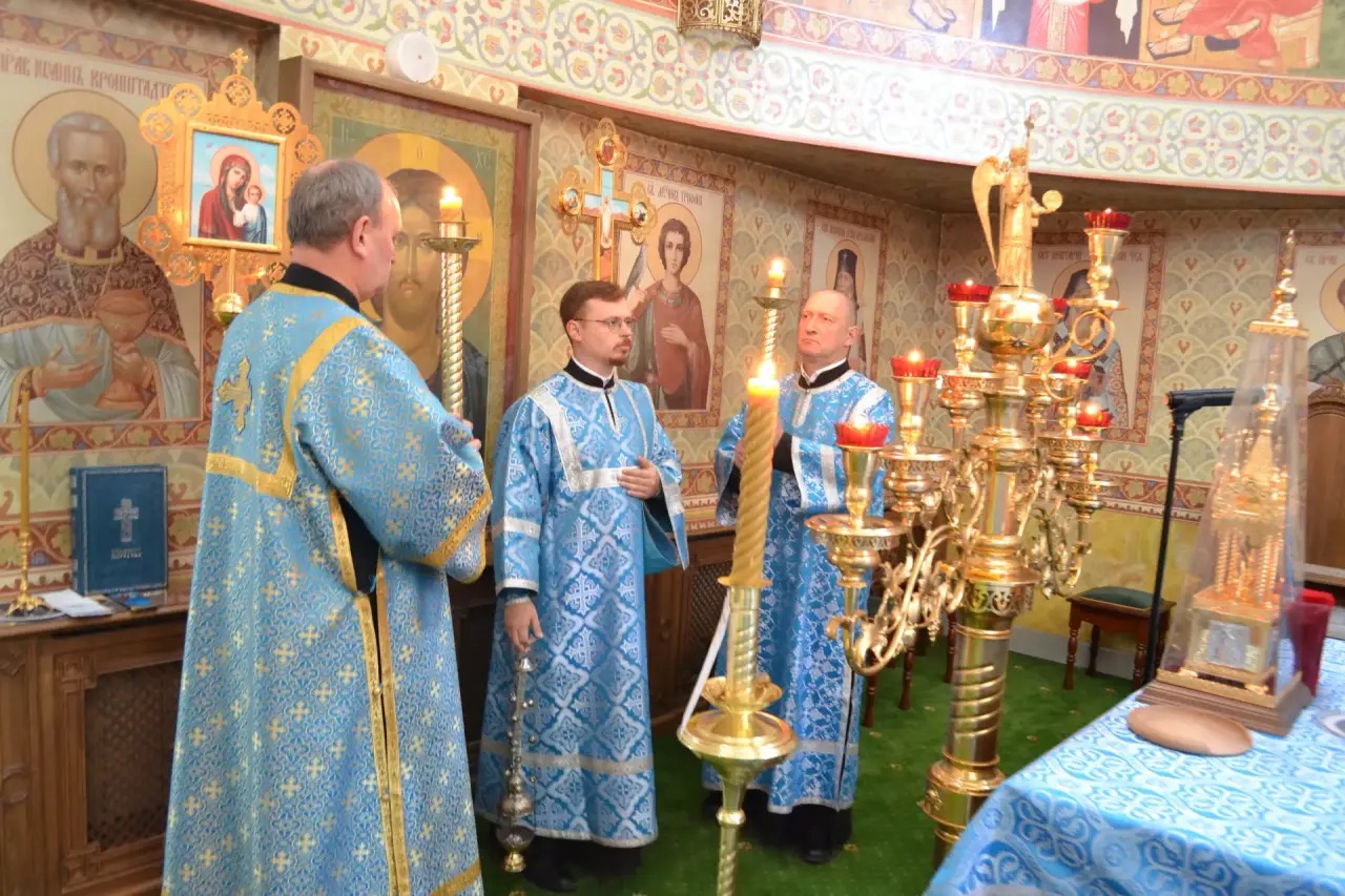 Празднование иконы Божией Матери Всецарица. Престольный праздник. 31.08.2026