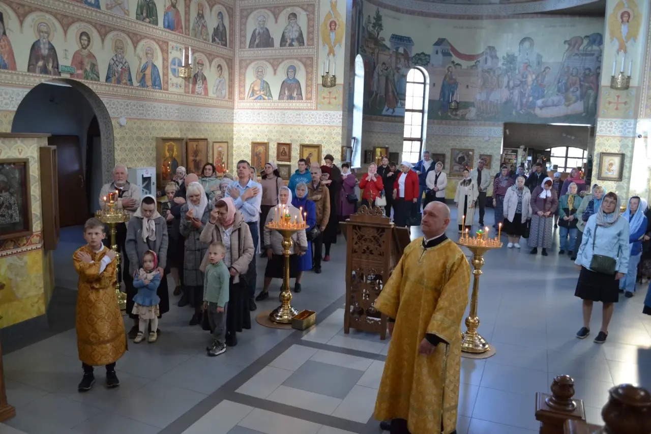 Неделя 15 по Пятидесятнице. Положение честного пояса Пресвятой Богородицы Память сщмч. Киприана Карфагенского. 13.19.2026