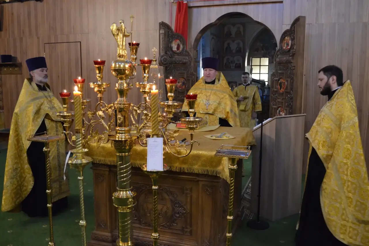 Неделя 14 по Пятидесятнице. Память святителя Петра митрополита Киевского, Московского и Всея Руси. 06.09.2026