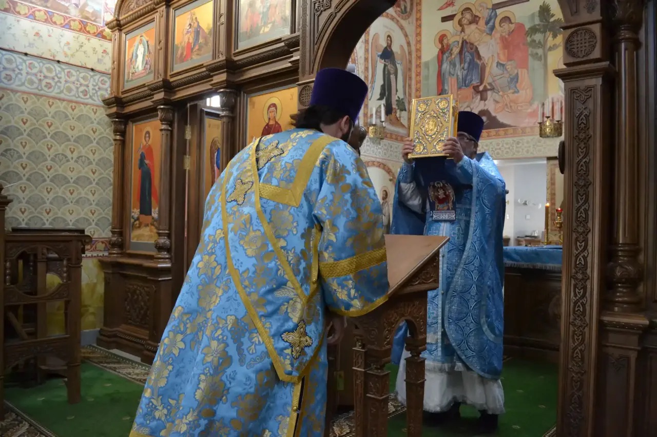 Празднование иконы Божией Матери Всецарица. Престольный праздник. 31.08.2026