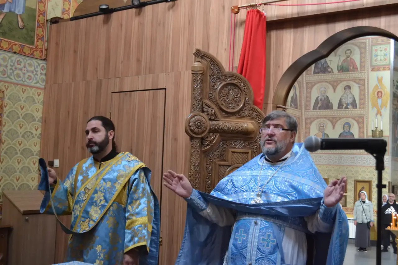 Празднование иконы Божией Матери Всецарица. Престольный праздник. 31.08.2026