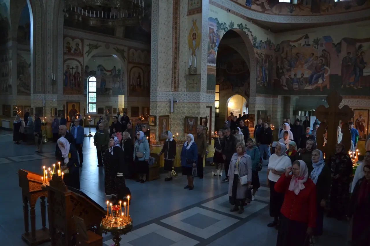 Неделя 14 по Пятидесятнице. Память святителя Петра митрополита Киевского, Московского и Всея Руси. 06.09.2026