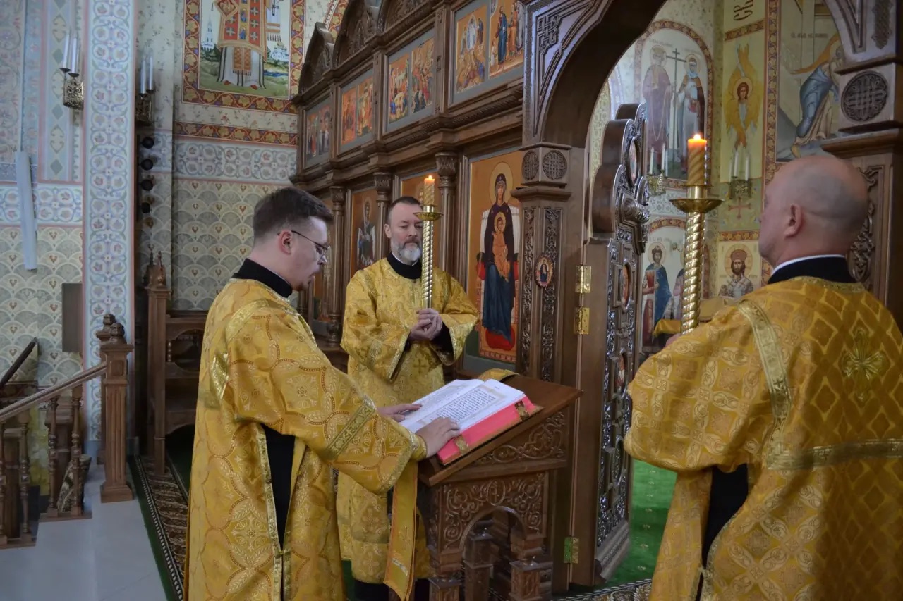 Неделя 15 по Пятидесятнице. Положение честного пояса Пресвятой Богородицы Память сщмч. Киприана Карфагенского. 13.19.2026