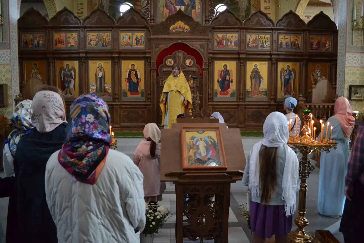 Неделя 15 по Пятидесятнице. Положение честного пояса Пресвятой Богородицы Память сщмч. Киприана Карфагенского. 13.19.2026