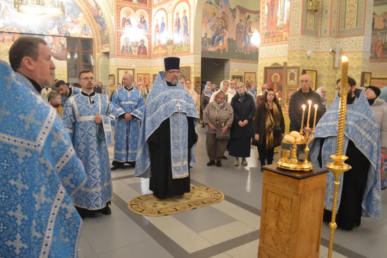 Покров Пресвятой Богородицы. 14.10.2026