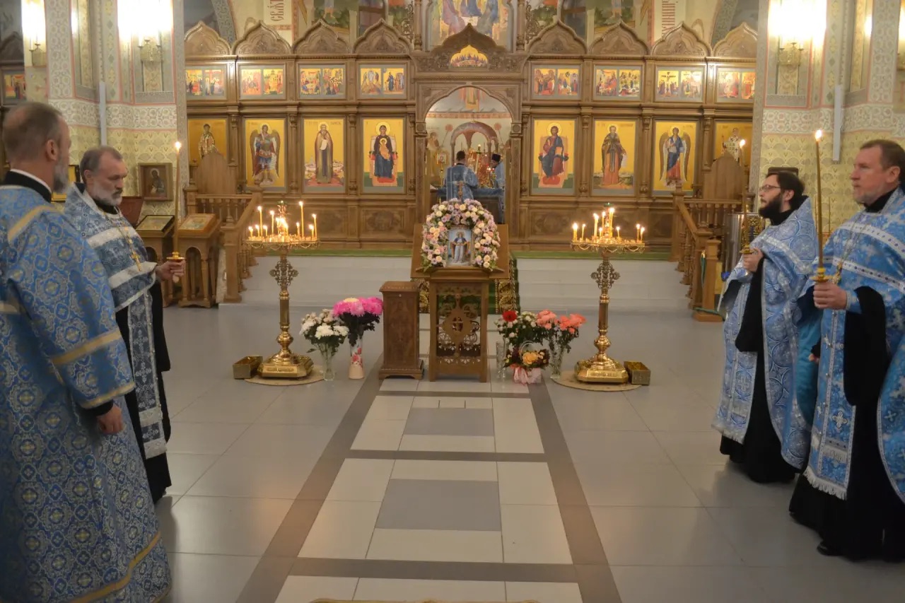 Покров Пресвятой Богородицы. 14.10.2026