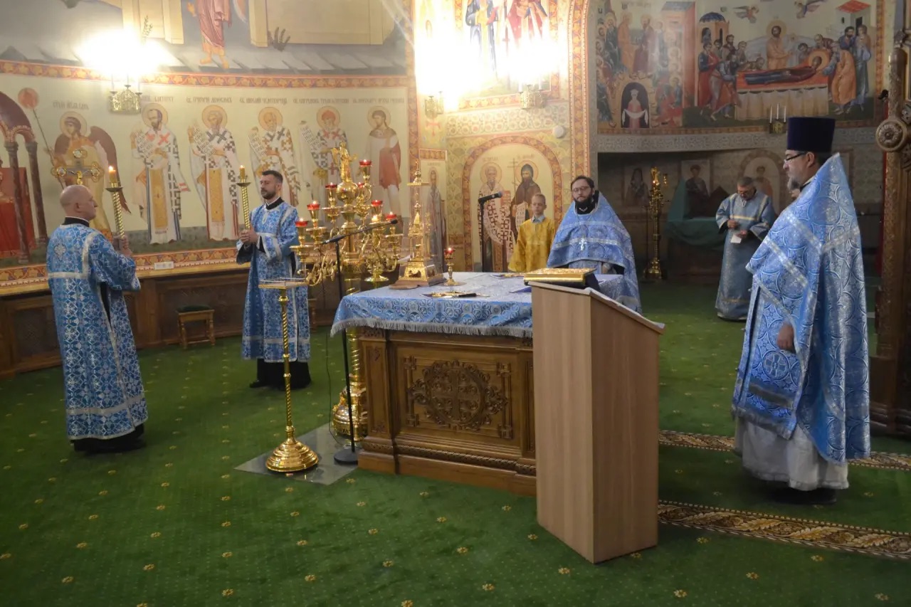 Покров Пресвятой Богородицы. 14.10.2026