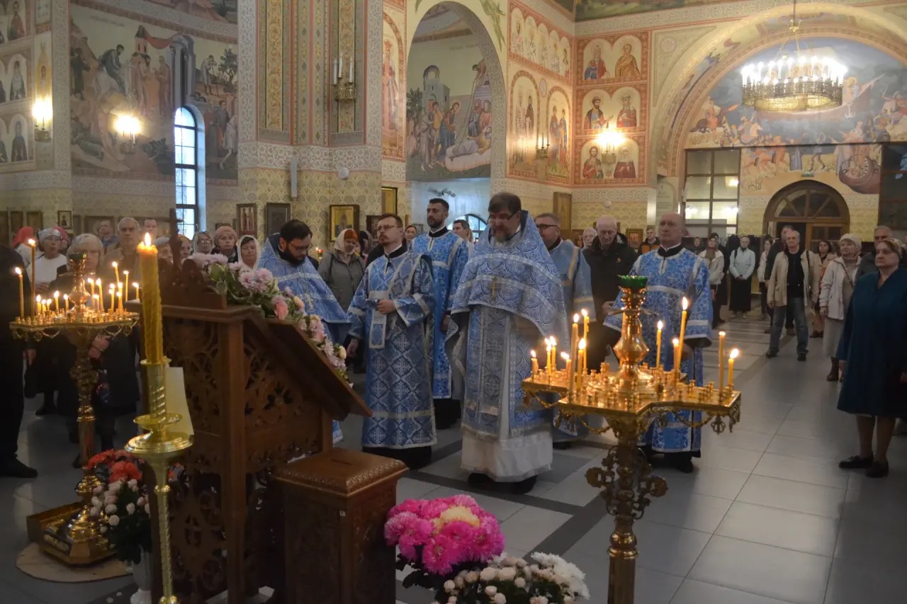 Покров Пресвятой Богородицы. 14.10.2026